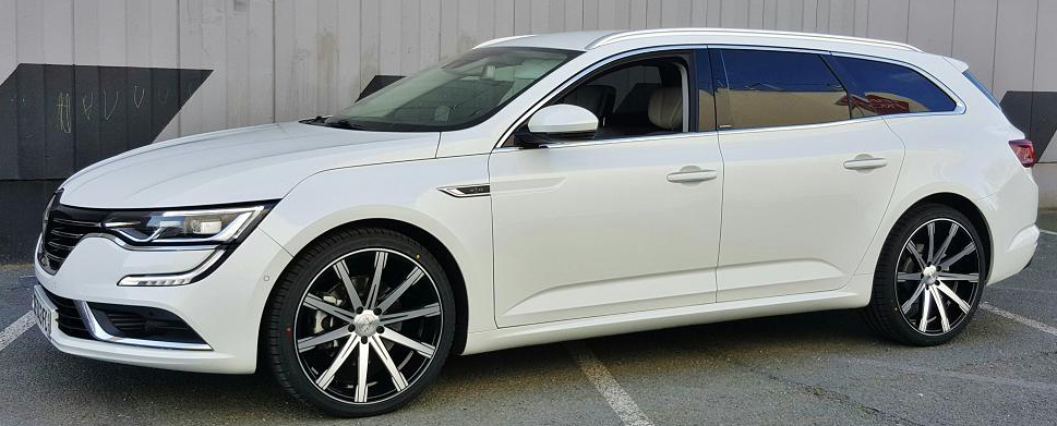 renault talisman fitted with black wheels